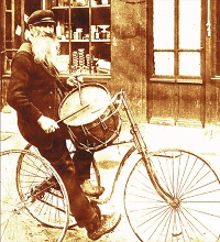 Flying Food Circus - Tour de Ville (2006)